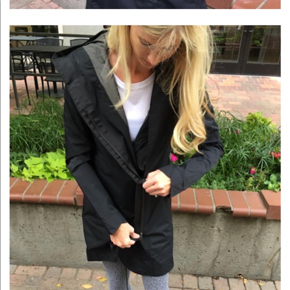 Lululemon Savasana Rain Jacket Black 